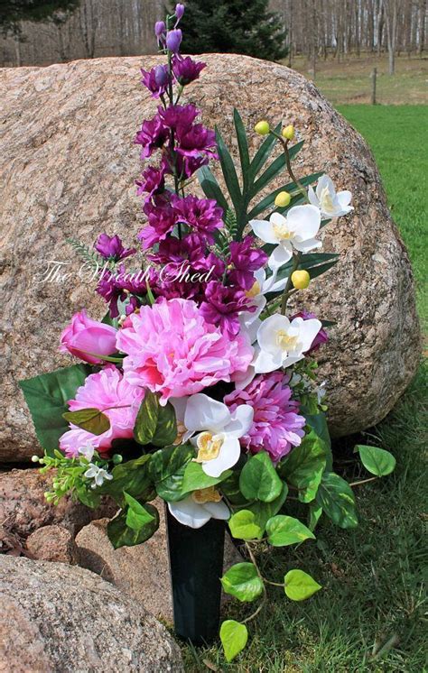 saddle flower arrangements|More.